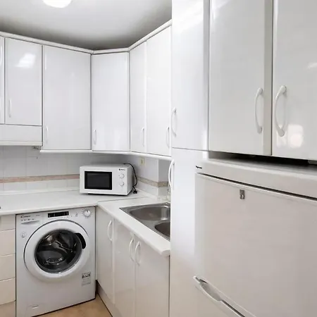 Apartment On The Sea Front With An Ocean-facing Terrace Fuengirola